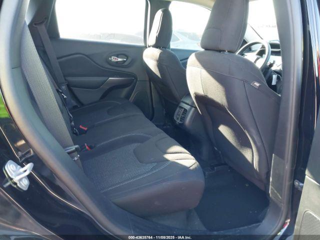 Jeep Cherokee Latitude Fwd Image 5