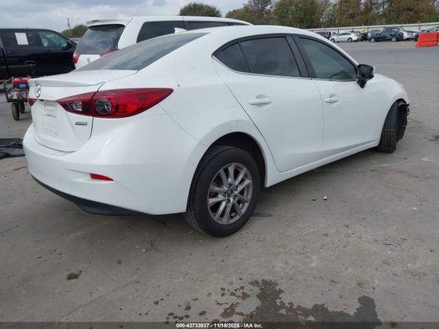 Mazda Mazda3 I Touring Image 5