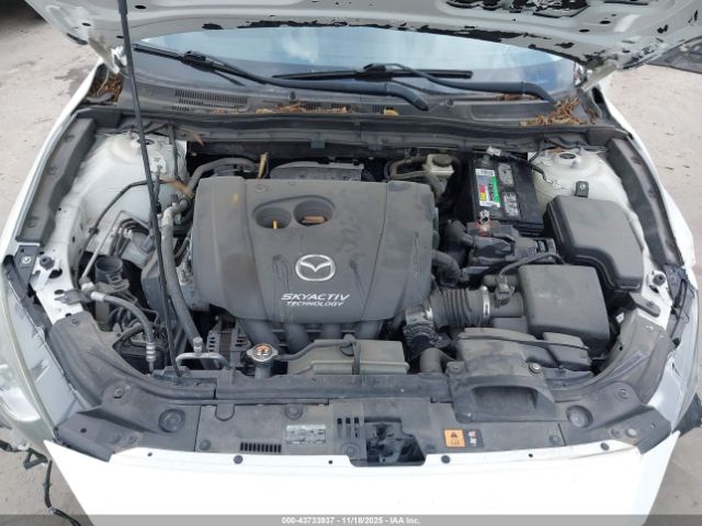 Mazda Mazda3 I Touring Image 10