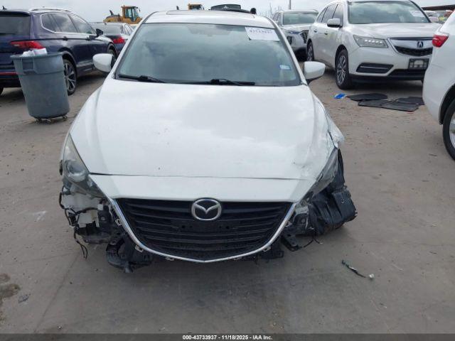 Mazda Mazda3 I Touring Image 3