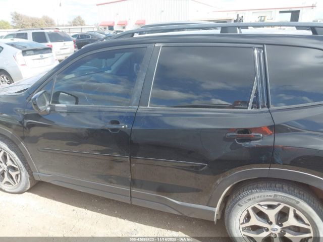 Subaru Forester Premium Image 8