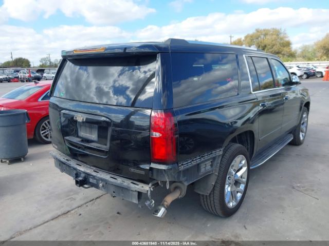 Chevrolet Suburban Premier Image 16