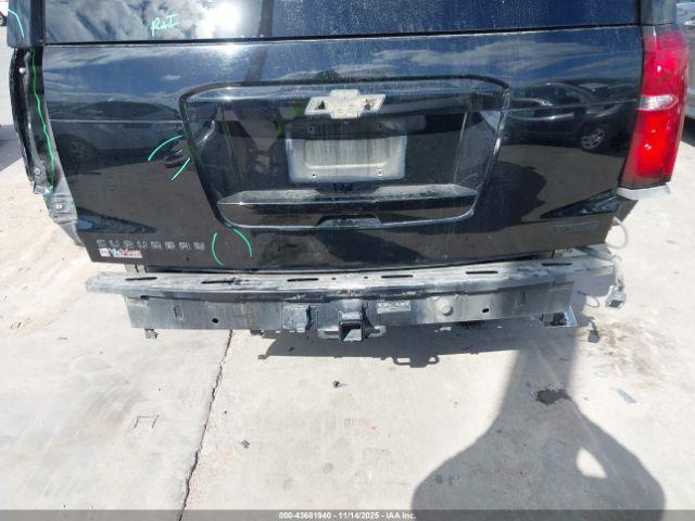 Chevrolet Suburban Premier Image 6