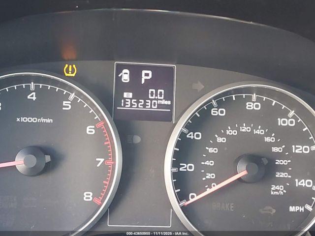 Subaru Legacy 2.5i Premium Image 2