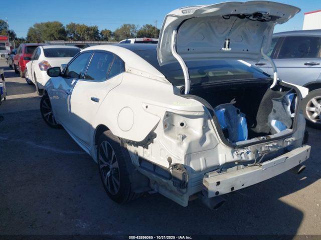 Nissan Maxima 3.5 Platinum Image 13