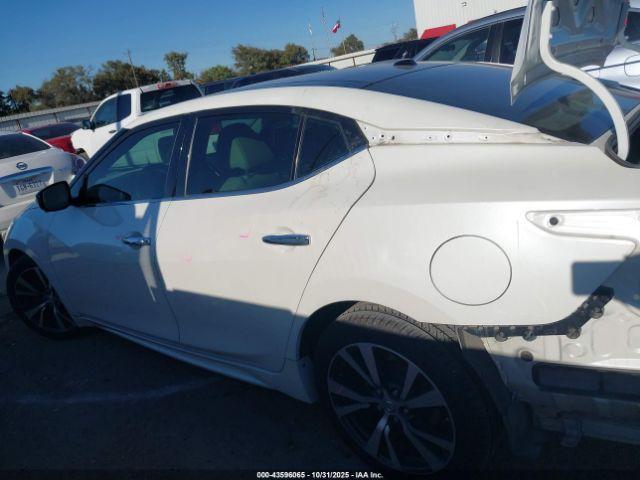 Nissan Maxima 3.5 Platinum Image 8