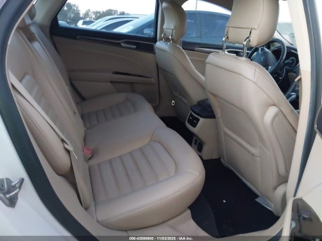 Ford Fusion Se Image 2