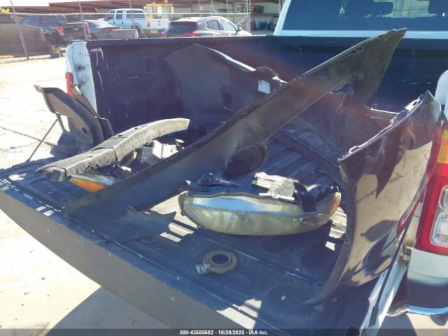 Toyota Corolla Le Image 2