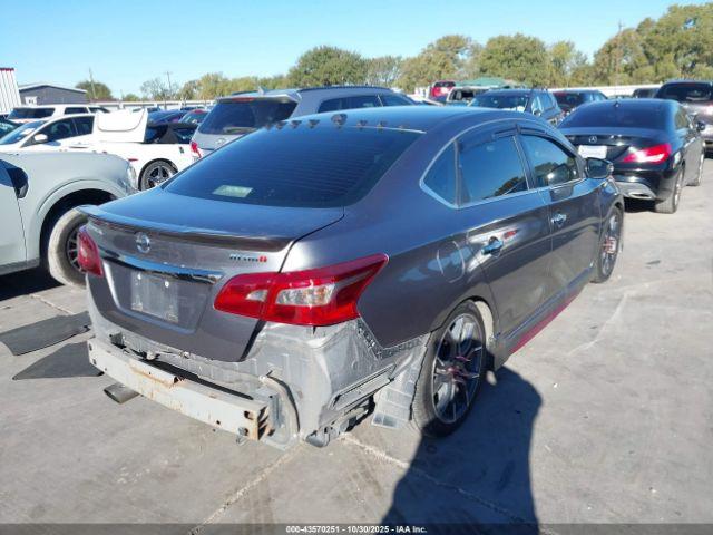 Nissan Sentra Nismo Image 11