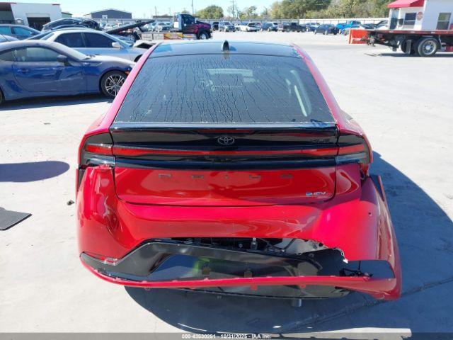 Toyota Prius Xle Image 11