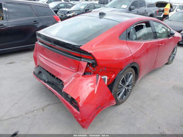 Toyota Prius Xle Image 13