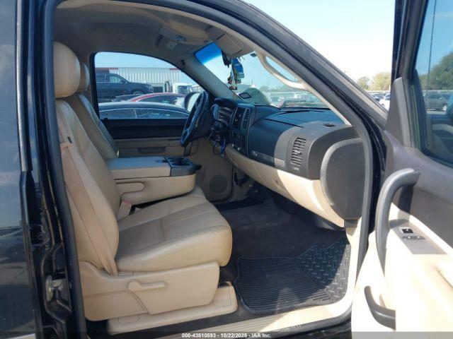 Chevrolet Silverado 1500 Lt Image 8