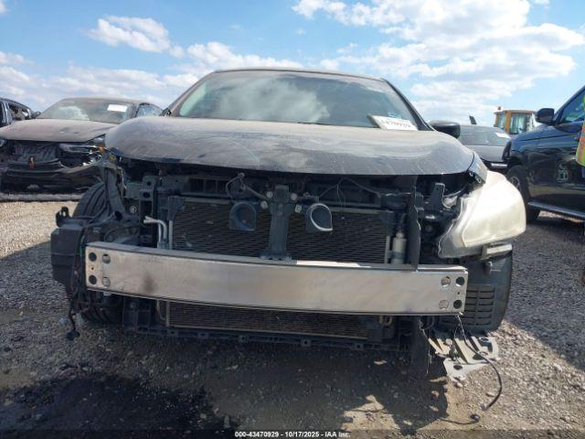 Nissan Altima 2.5 S Image 11