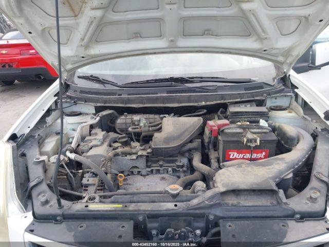 Nissan Rogue S Image 7