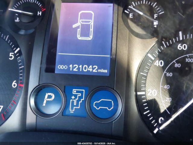 Lexus Gx Premium Image 3