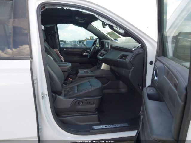 Chevrolet Suburban 4wd Z71 Image 2