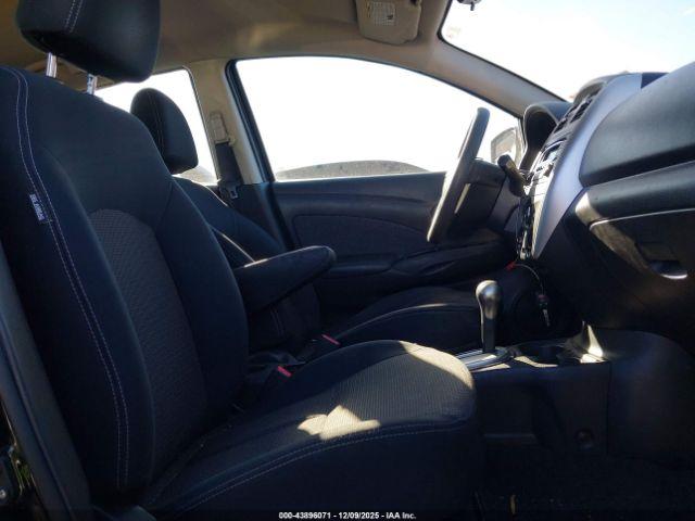 Nissan Versa 1.6 Sv Image 11