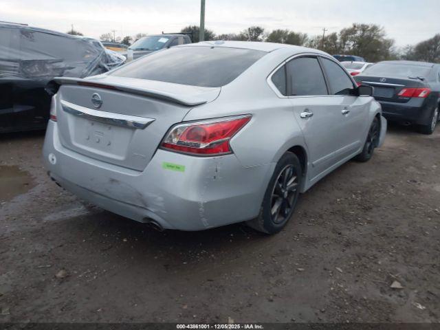Nissan Altima 2.5 S Image 7
