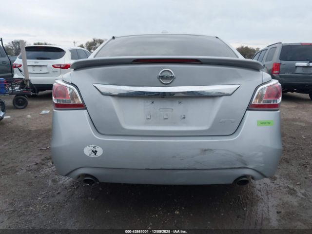 Nissan Altima 2.5 S Image 6