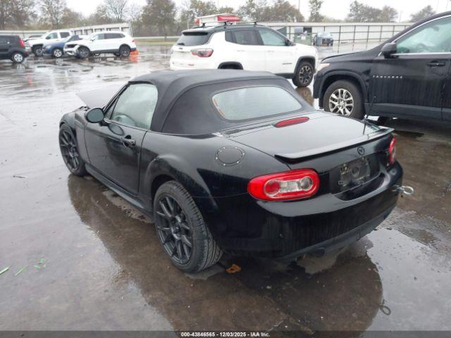 Mazda MX-5 Miata Touring Image 14