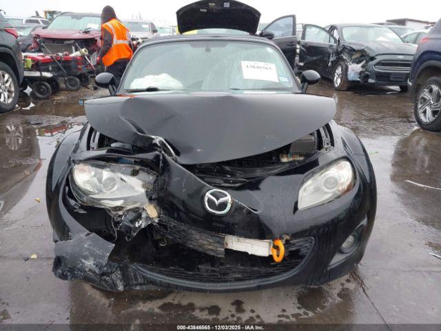 Mazda MX-5 Miata Touring Image 13