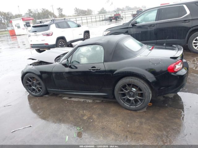Mazda MX-5 Miata Touring Image 17