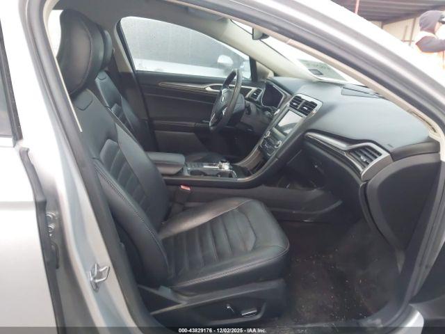 Ford Fusion Se Image 7