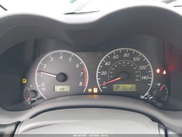 Toyota Corolla Le Image 16