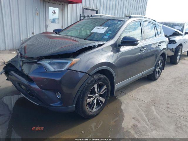 Toyota RAV4 Xle Image 9