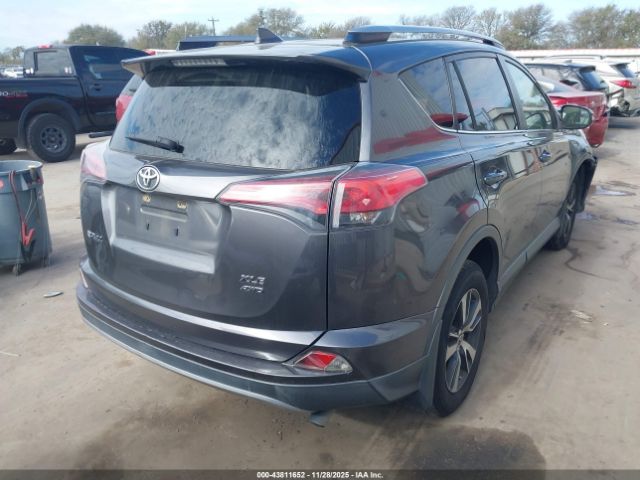 Toyota RAV4 Xle Image 16