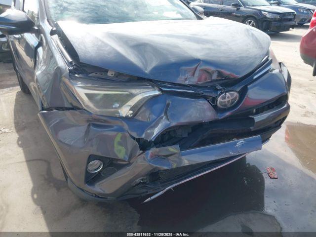 Toyota RAV4 Xle Image 7