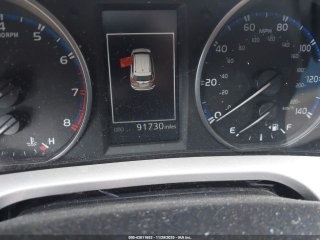 Toyota RAV4 Xle Image 3