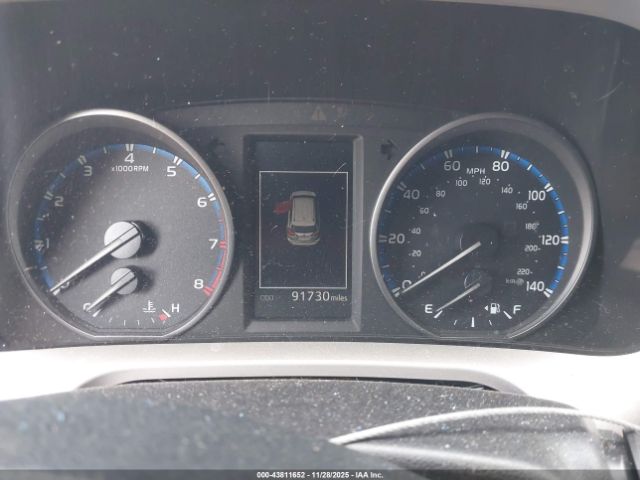 Toyota RAV4 Xle Image 13