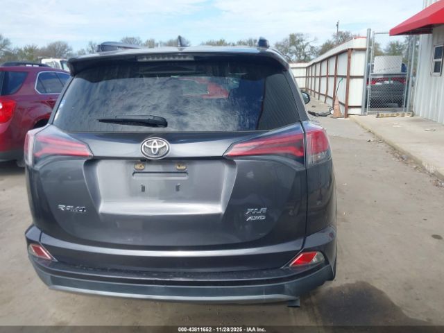 Toyota RAV4 Xle Image 14