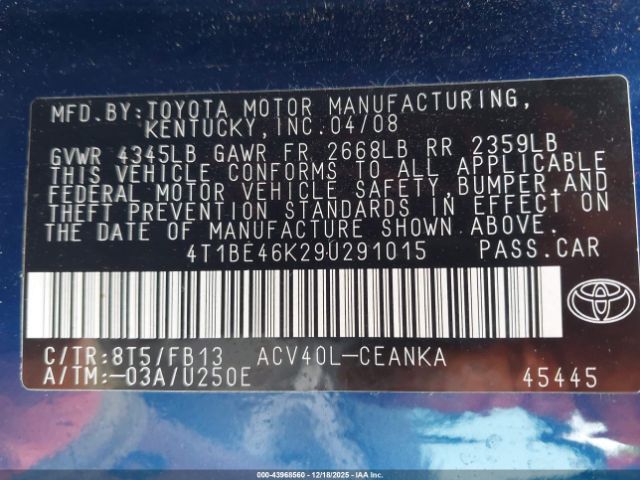 Toyota Camry Image 12