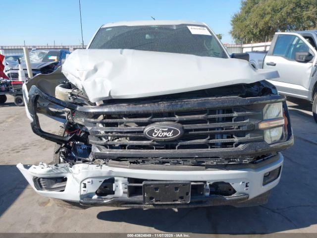 Ford F-150 Xlt Image 16