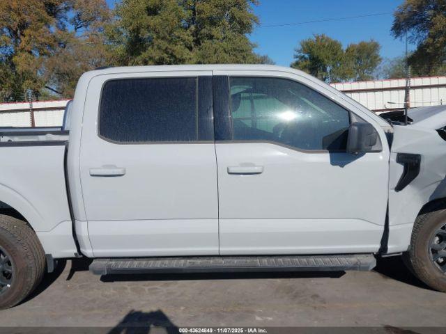 Ford F-150 Xlt Image 2