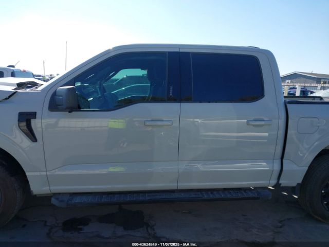 Ford F-150 Xlt Image 4