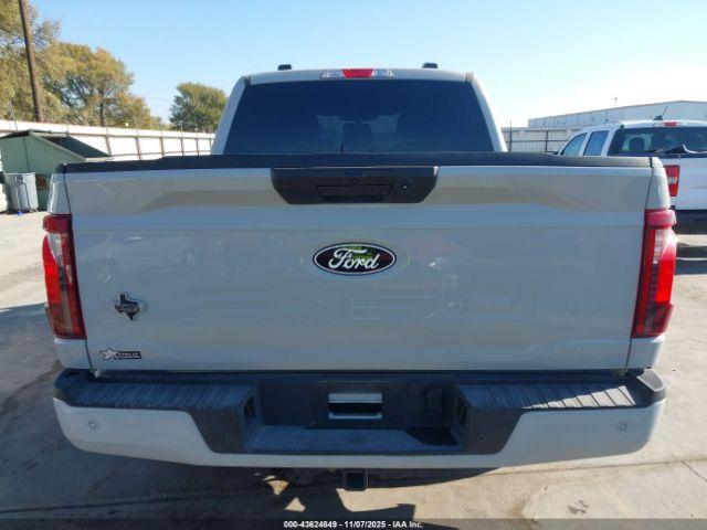 Ford F-150 Xlt Image 14