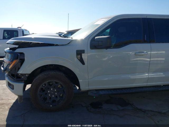 Ford F-150 Xlt Image 9