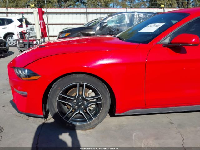 Ford Mustang Ecoboost Premium Fastback Image 12