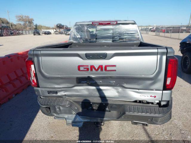 GMC Sierra 1500 4wd  Short Box At4 Image 8