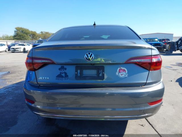 Volkswagen Jetta Image 7