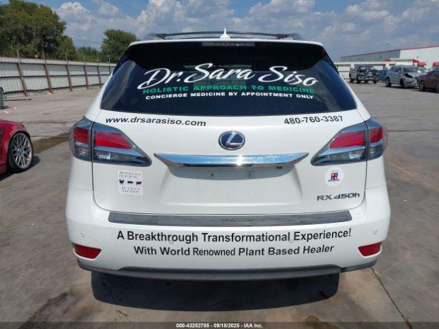 Lexus RX Image 19