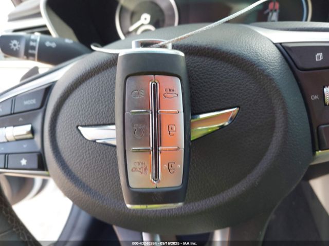 Genesis G70 2.0t Rwd Image 14