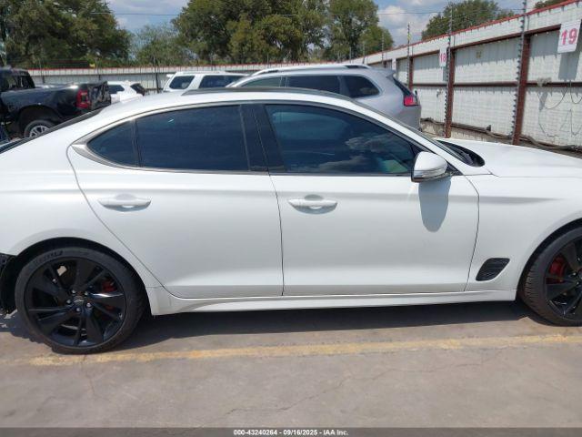 Genesis G70 2.0t Rwd Image 18