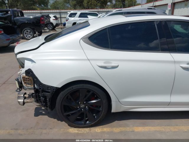 Genesis G70 2.0t Rwd Image 7