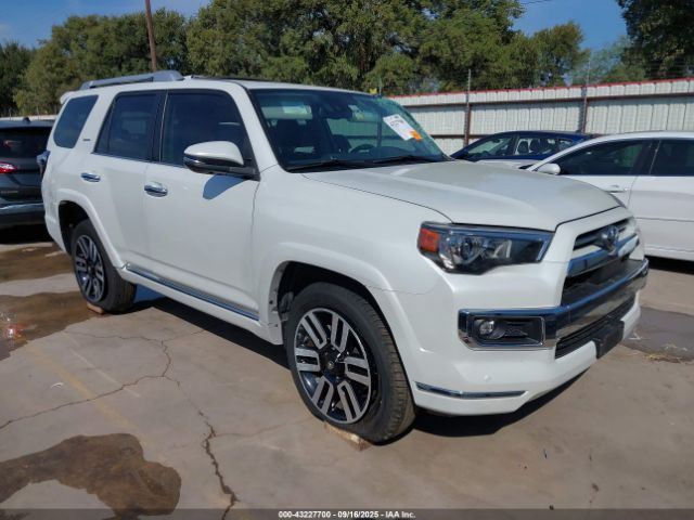 Toyota 4Runner Limited Image 1