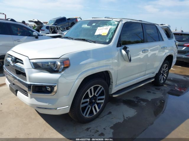Toyota 4Runner Limited Image 13