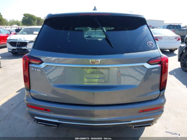Cadillac XT6 Fwd Premium Luxury Image 10